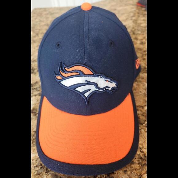 NFL Denver Broncos Thirtynine30‎ - Picture 1 of 5